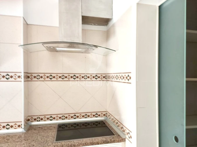 Apartamento T3 para Venda em Quinta do Conde Foto 5