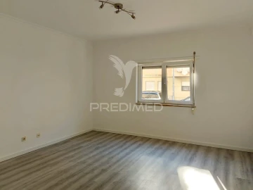 Apartamento T3 para Venda em Quinta do Conde