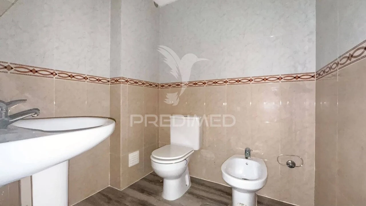 Apartamento T3 para Venda em Quinta do Conde Foto 19