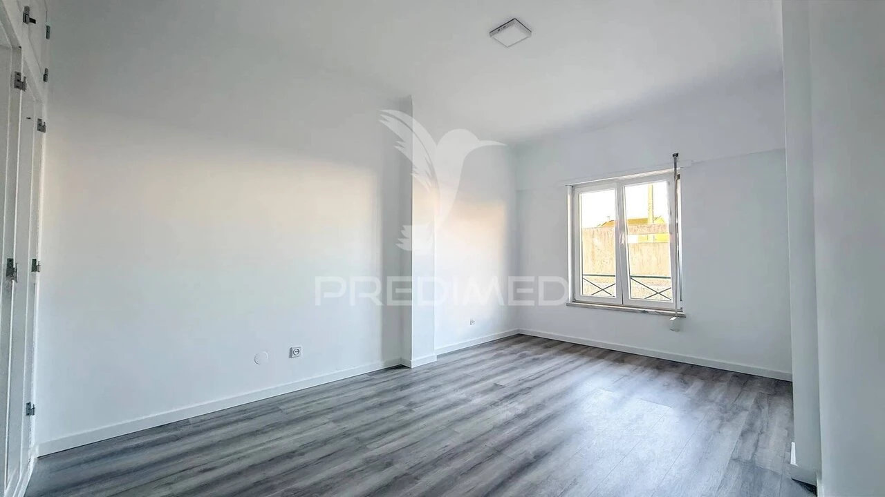 Apartamento T3 para Venda em Quinta do Conde Foto 20