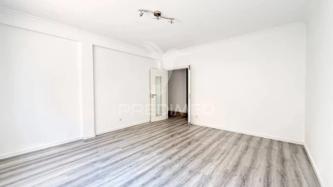 Apartamento T3 para Venda em Quinta do Conde