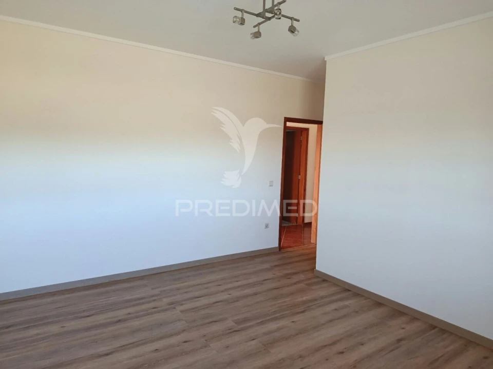 Apartamento T2 para Venda em Meixomil Foto 5