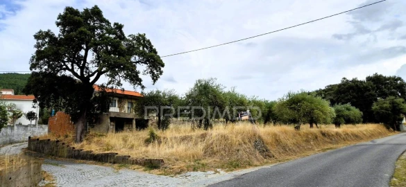 Moradia T2 para Venda em Vale de Prazeres e Mata da Rainha