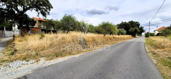 Moradia T2 para Venda em Vale de Prazeres e Mata da Rainha