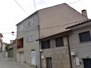 Moradia T3 para Venda em Freixo de Espada a Cinta e Mazouco