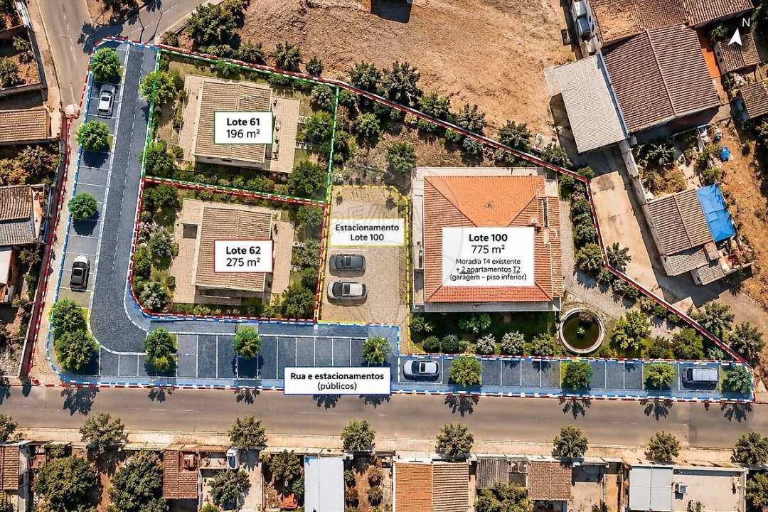Moradia T4 para Venda em Lagos (São Sebastião e Santa Maria) Foto 2
