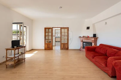 Moradia T4 para Venda em Lagos (São Sebastião e Santa Maria)