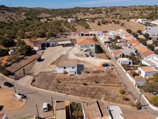 Moradia T4 para Venda em Lagos (São Sebastião e Santa Maria) Foto 12
