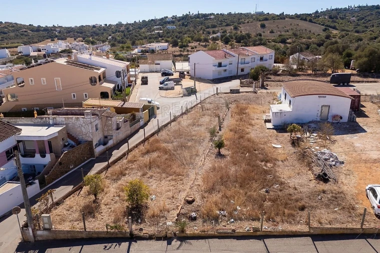 Moradia T4 para Venda em Lagos (São Sebastião e Santa Maria) Foto 13