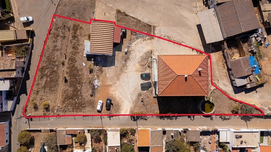 Moradia T4 para Venda em Lagos (São Sebastião e Santa Maria)