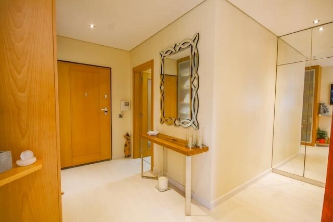 Apartamento T2 para Venda em Quarteira Foto 6