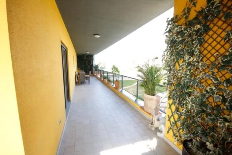 Apartamento T2 para Venda em Quarteira Foto 10