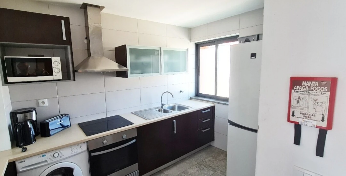 Apartamento T3 para Venda em Mexilhoeira Grande Foto 4