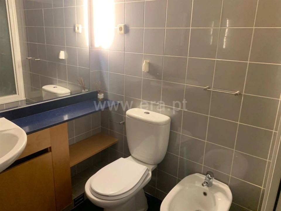 Apartamento T0 para Venda em Covilhã e Canhoso Foto 6