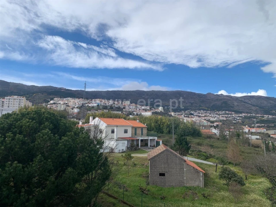 Apartamento T0 para Venda em Covilhã e Canhoso Foto 9