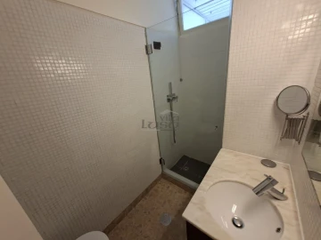 Apartamento T4 para Arrendamento em Mafamude e Vilar do Paraíso