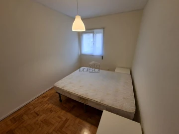 Apartamento T4 para Arrendamento em Mafamude e Vilar do Paraíso