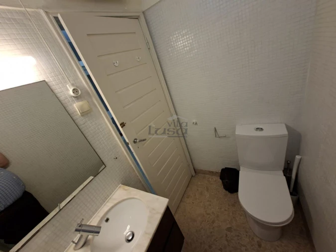 Apartamento T4 para Arrendamento em Mafamude e Vilar do Paraíso Foto 17