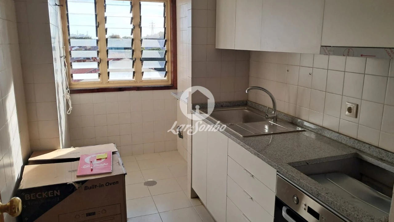 Apartamento T1 para Arrendamento em São Mamede de Infesta e Senhora da Hora Foto 15