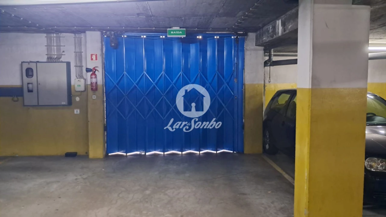 Apartamento T1 para Arrendamento em São Mamede de Infesta e Senhora da Hora Foto 17
