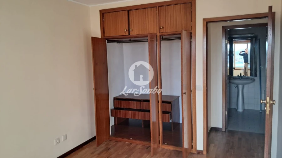 Apartamento T1 para Arrendamento em São Mamede de Infesta e Senhora da Hora Foto 10
