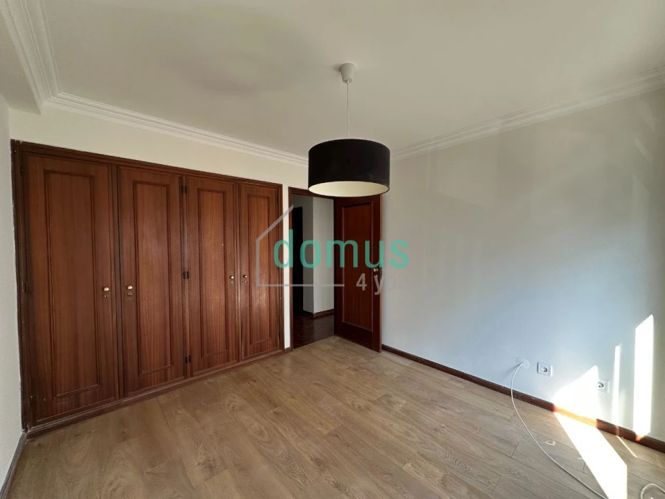 Apartamento T3 para Arrendamento em Matosinhos e Leça da Palmeira Foto 14
