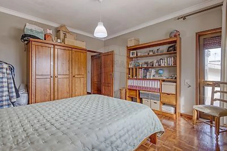 Moradia T4 para Venda em Cidade da Maia Foto 10