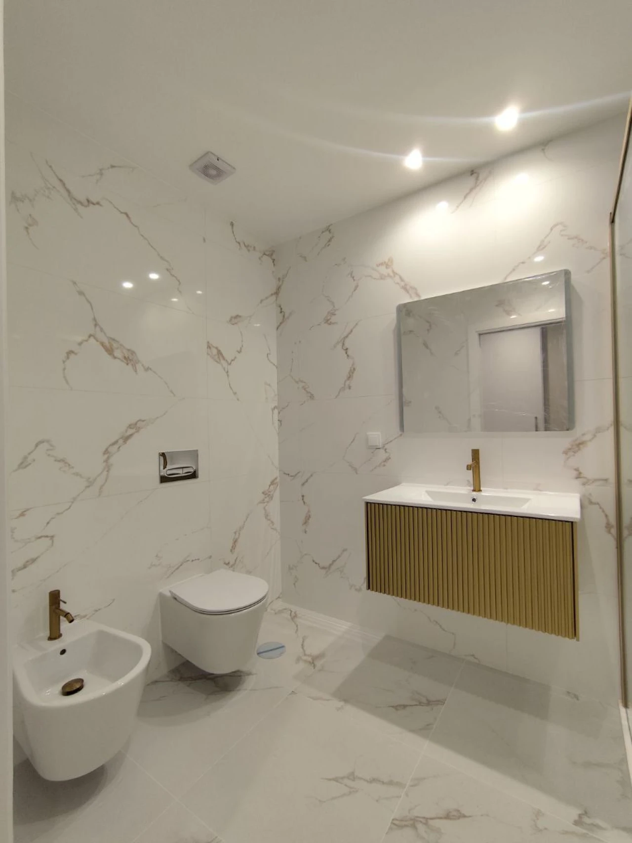 Apartamento T2 para Venda em Tavarede Foto 6
