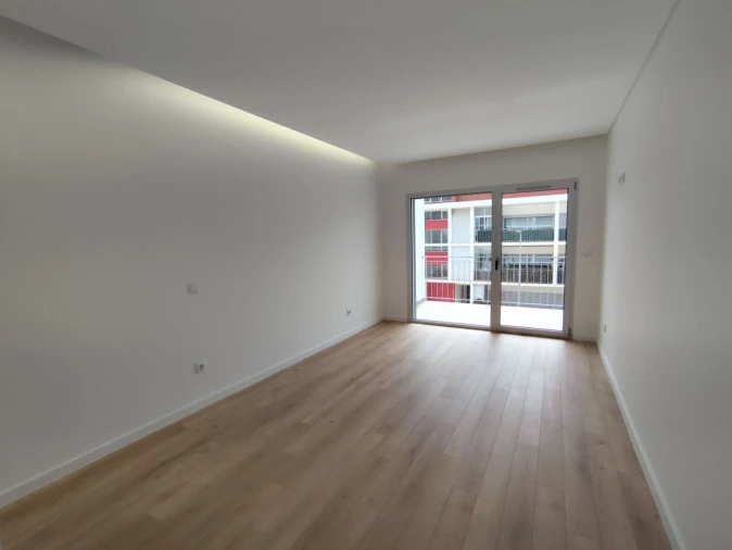 Apartamento T2 para Venda em Tavarede Foto 14