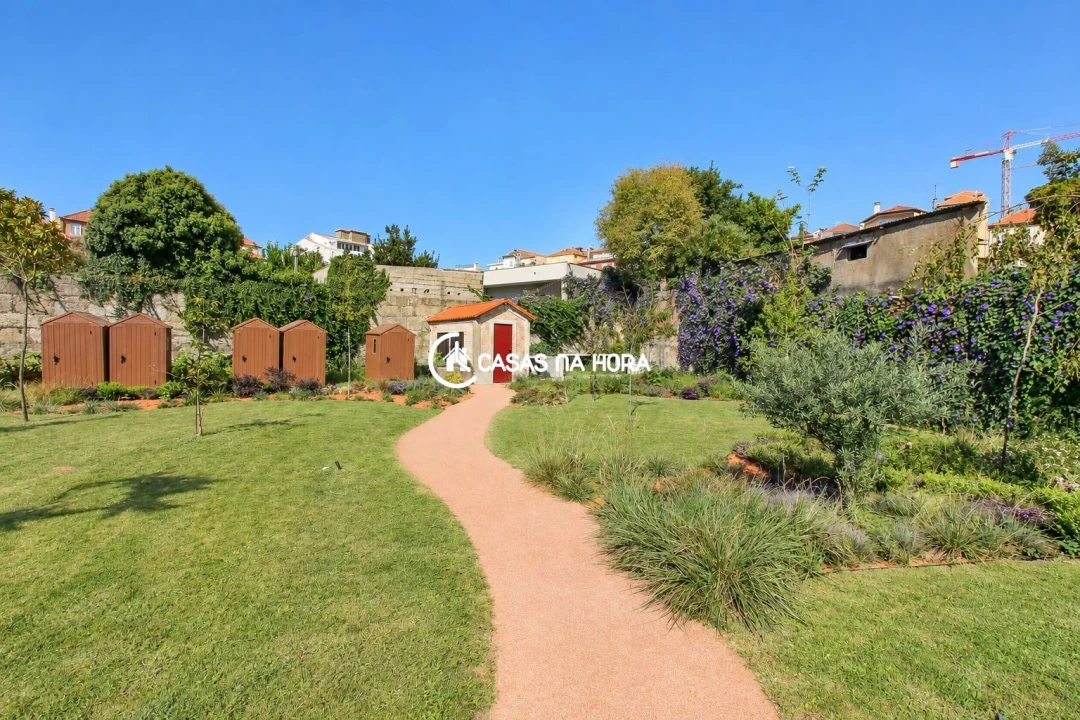Apartamento T2 para Arrendamento em Cedofeita, Santo Ildefonso, Sé, Miragaia, São Nicolau e Vitória Foto 7