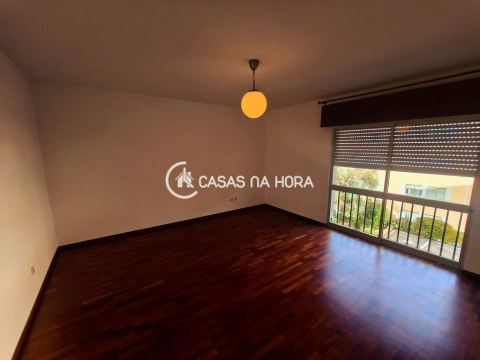Apartamento T3 para Arrendamento em Oeiras e São Julião da Barra, Paço de Arcos e Caxias Foto 1