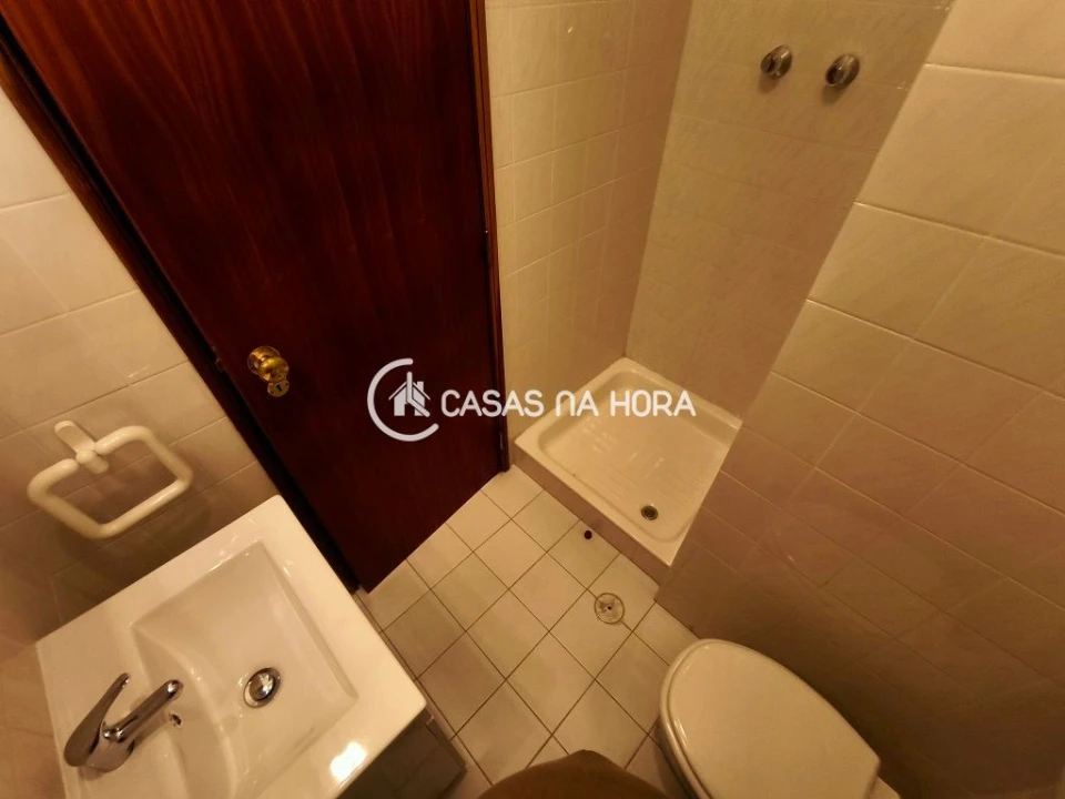 Apartamento T3 para Arrendamento em Oeiras e São Julião da Barra, Paço de Arcos e Caxias Foto 16