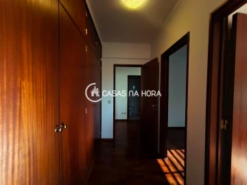 Apartamento T3 para Arrendamento em Oeiras e São Julião da Barra, Paço de Arcos e Caxias