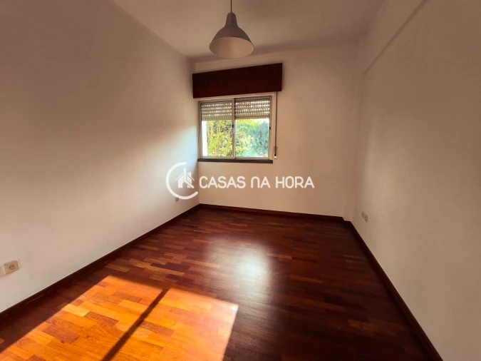 Apartamento T3 para Arrendamento em Oeiras e São Julião da Barra, Paço de Arcos e Caxias Foto 12