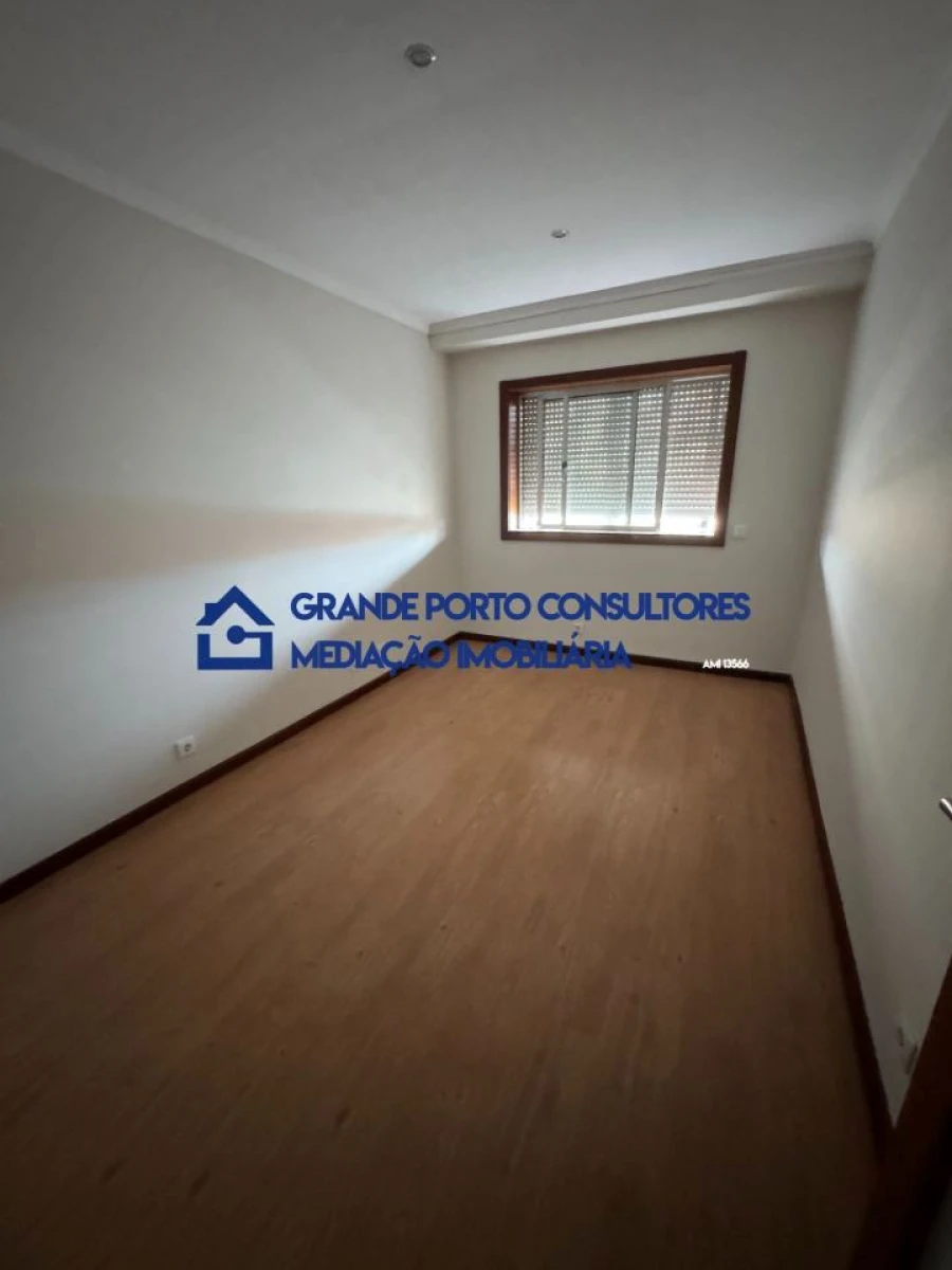 Apartamento T3 para Arrendamento em Aldoar, Foz do Douro e Nevogilde Foto 5