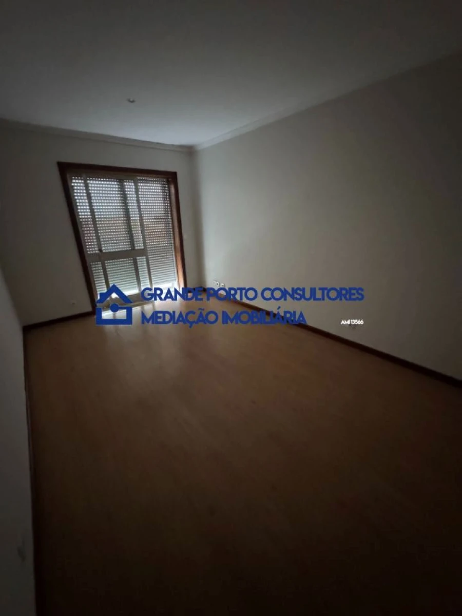 Apartamento T3 para Arrendamento em Aldoar, Foz do Douro e Nevogilde Foto 6