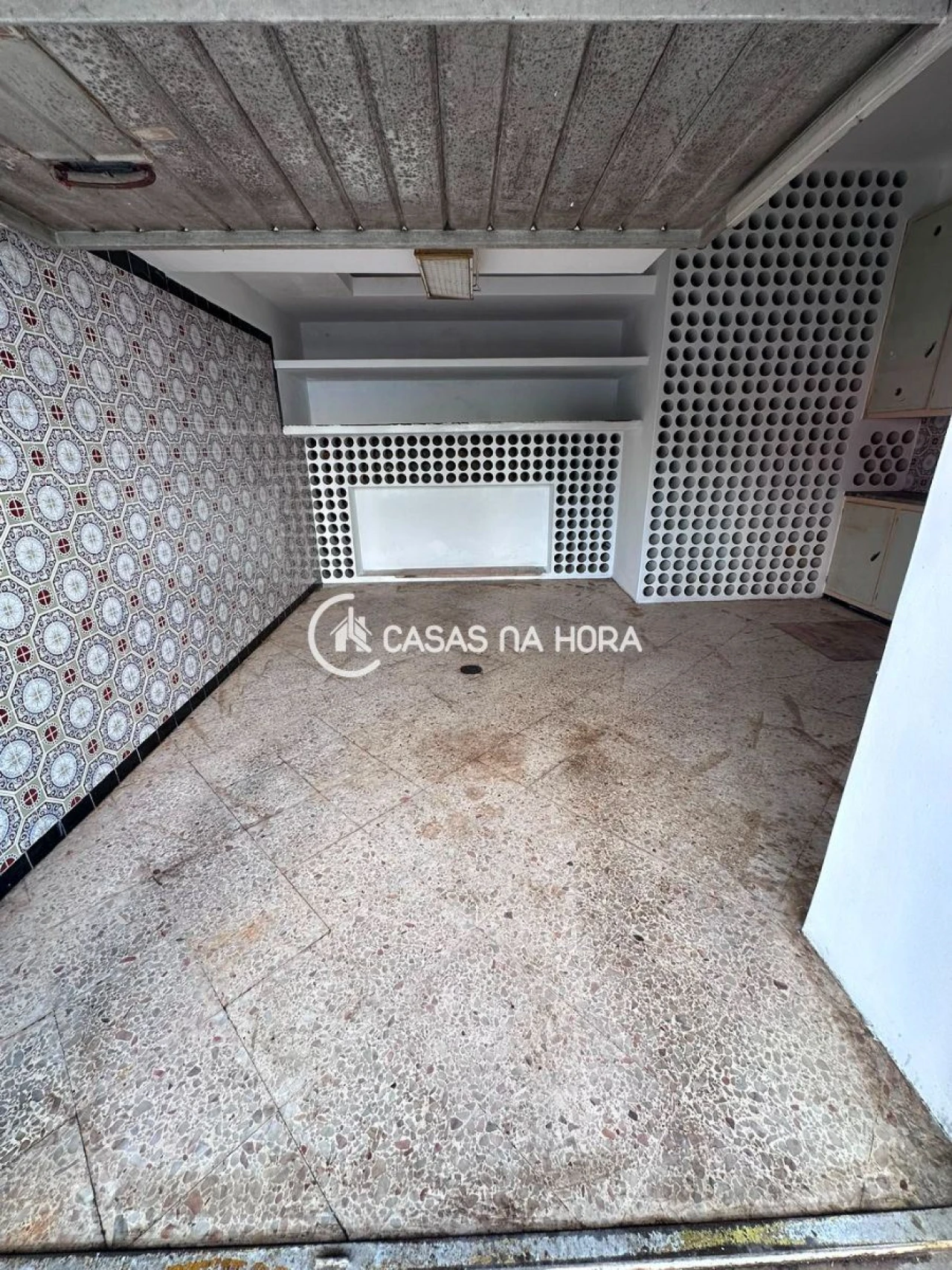 Negócio para Arrendamento em Massamá e Monte Abraão Foto 1