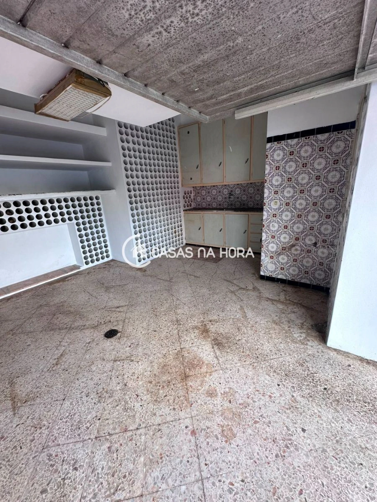 Negócio para Arrendamento em Massamá e Monte Abraão Foto 3