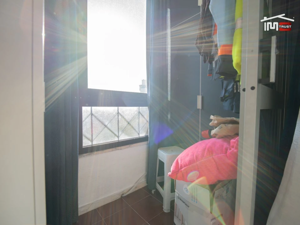 Apartamento T2 para Venda em Queluz e Belas Foto 18