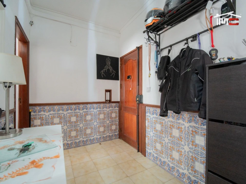 Apartamento T2 para Venda em Queluz e Belas Foto 31