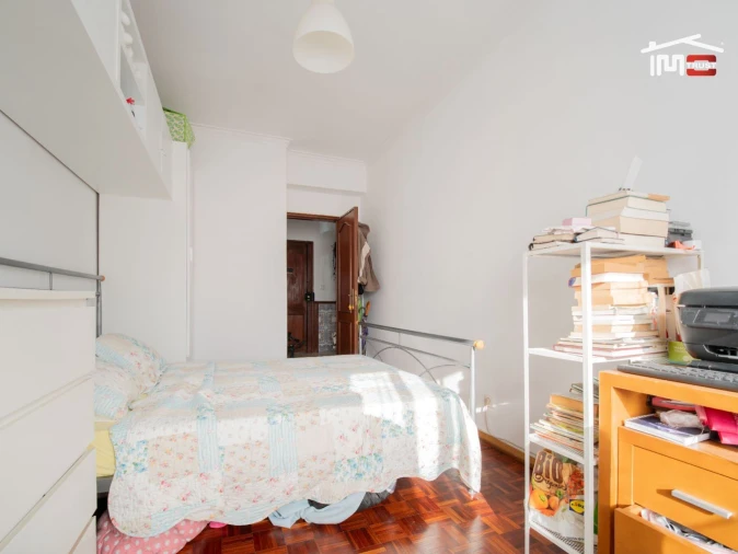 Apartamento T2 para Venda em Queluz e Belas Foto 23