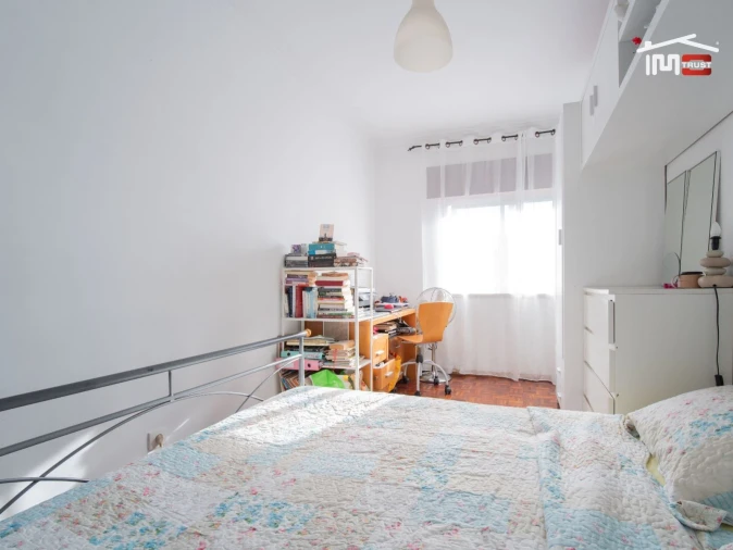 Apartamento T2 para Venda em Queluz e Belas Foto 26