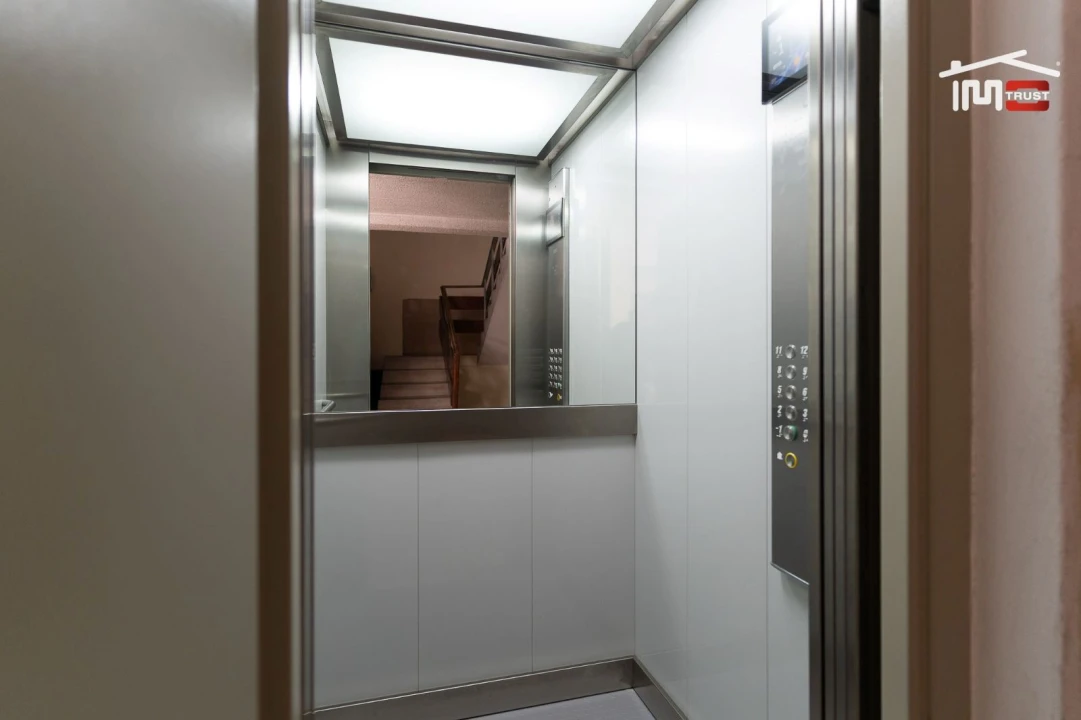 Apartamento T4 para Venda em Olivais Foto 4