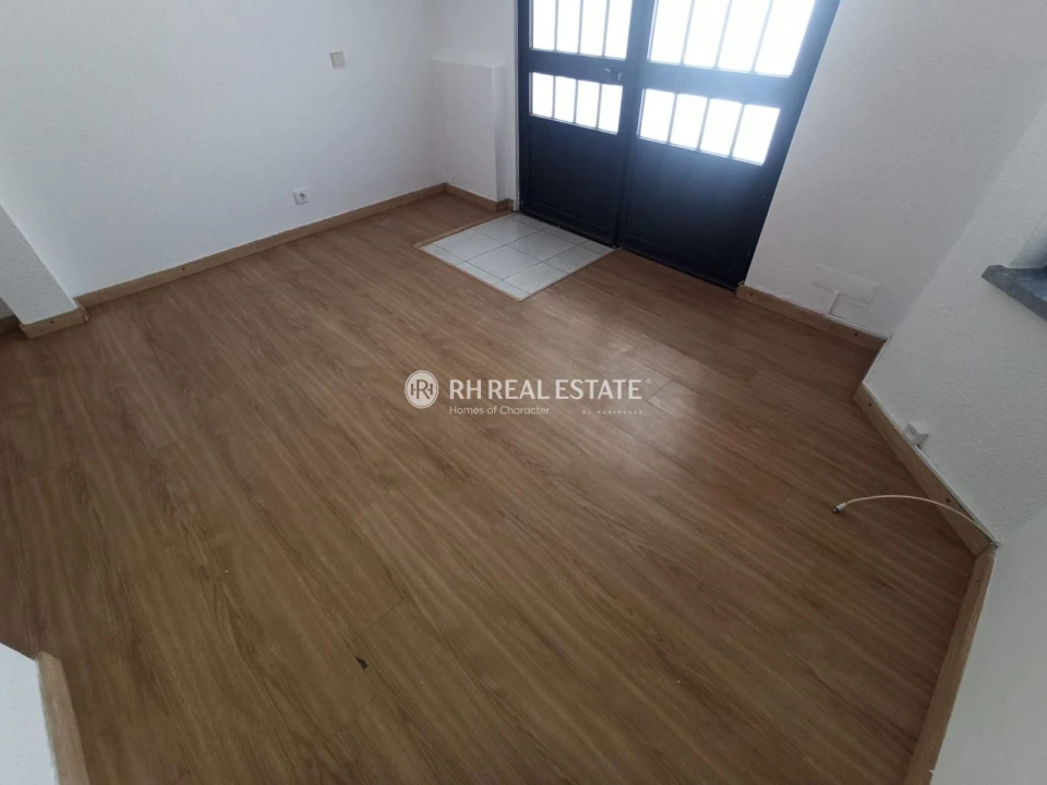 Apartamento T1 para Arrendamento em Buarcos Foto 2