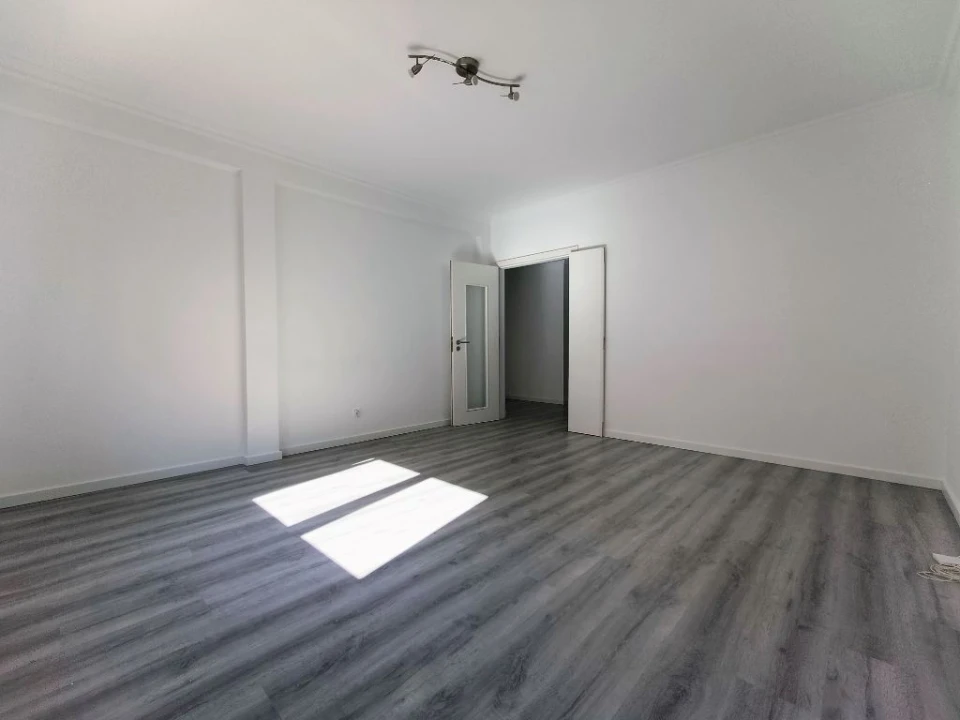 Apartamento T3 para Venda em Quinta do Conde Foto 9