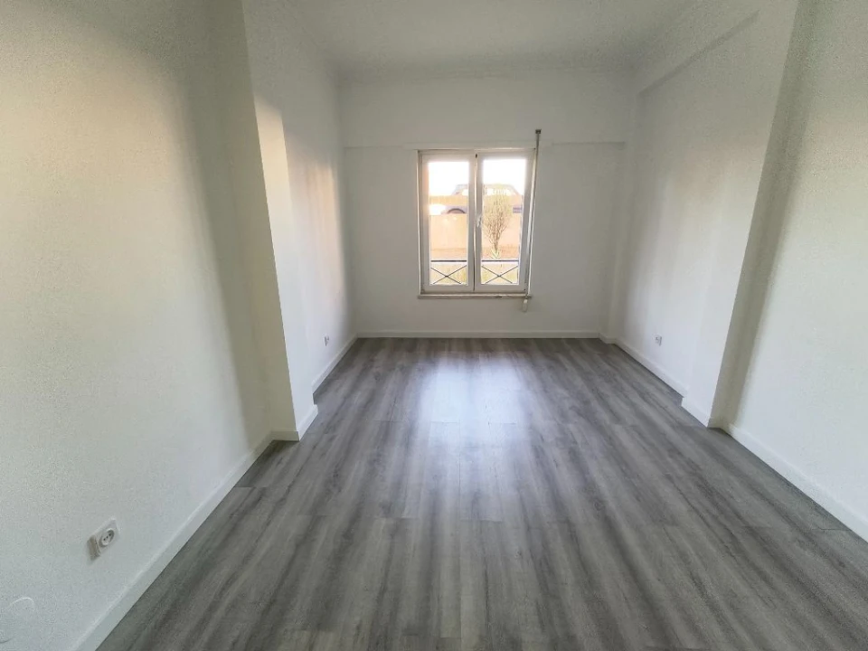 Apartamento T3 para Venda em Quinta do Conde Foto 13