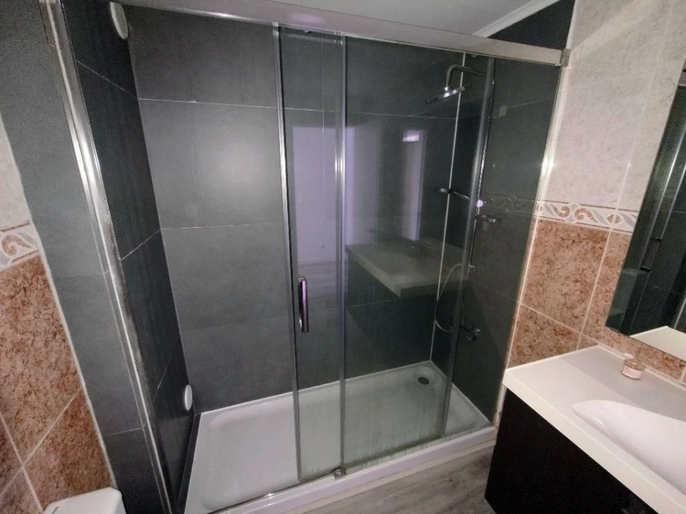 Apartamento T3 para Venda em Quinta do Conde Foto 16