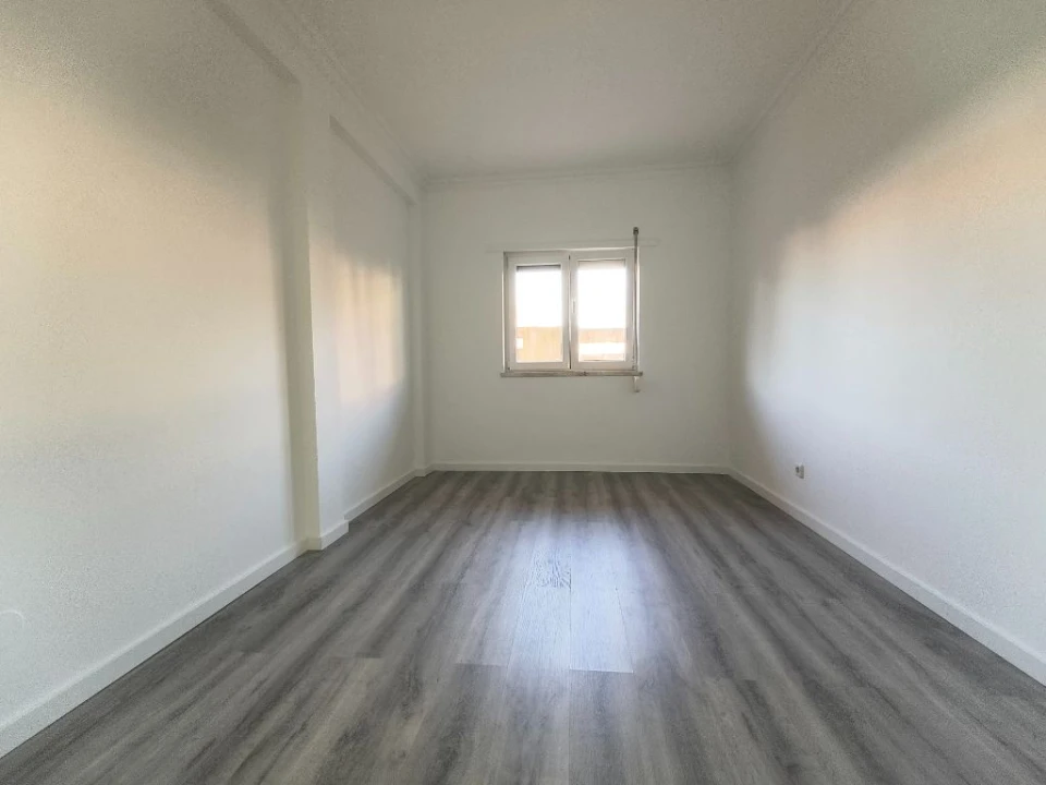 Apartamento T3 para Venda em Quinta do Conde Foto 17