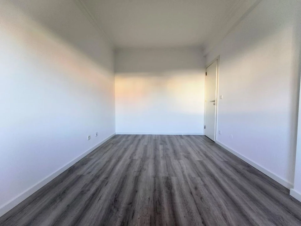 Apartamento T3 para Venda em Quinta do Conde Foto 19