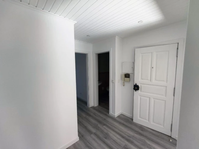 Apartamento T3 para Venda em Quinta do Conde Foto 5